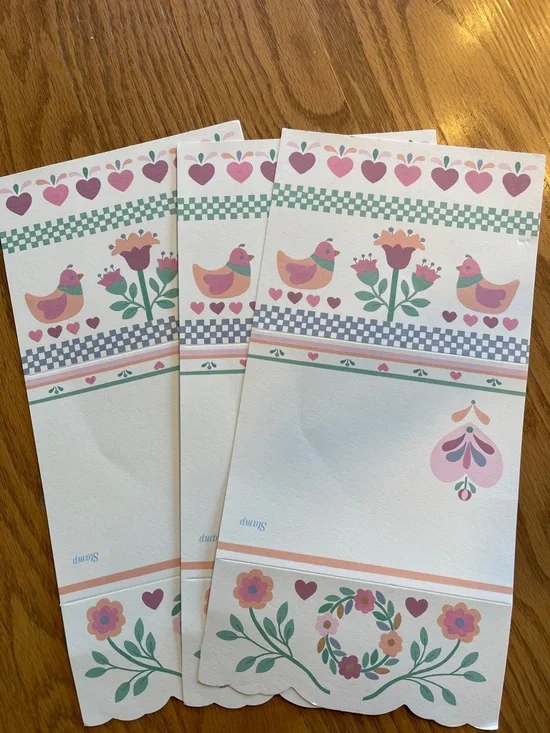 VTG Stationary and Wrapping Set🌺 - Picture 8 of 10